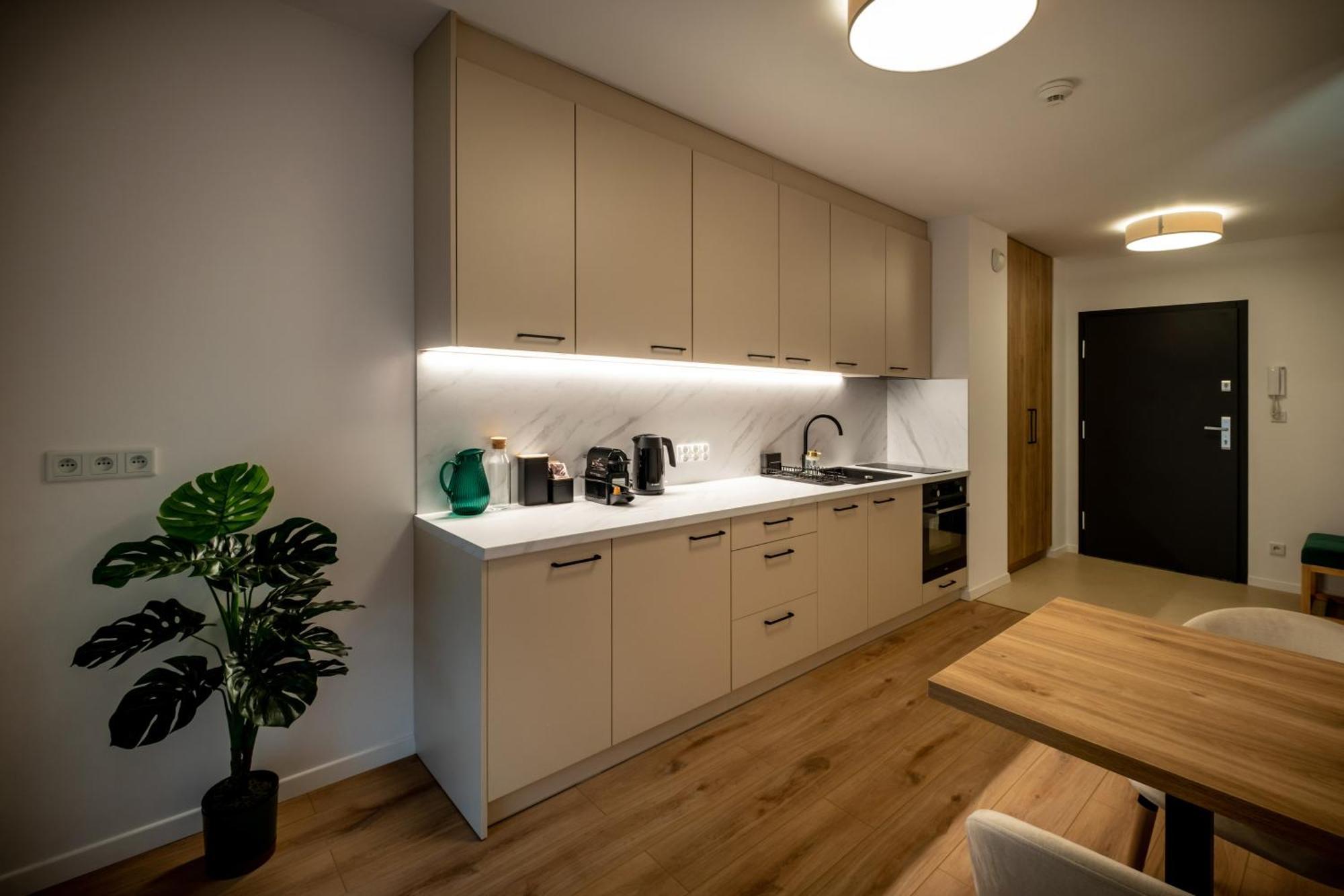 Rentplanet - Atal Square * Breslavia